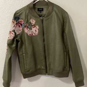 Joe’s leather bomber jacket